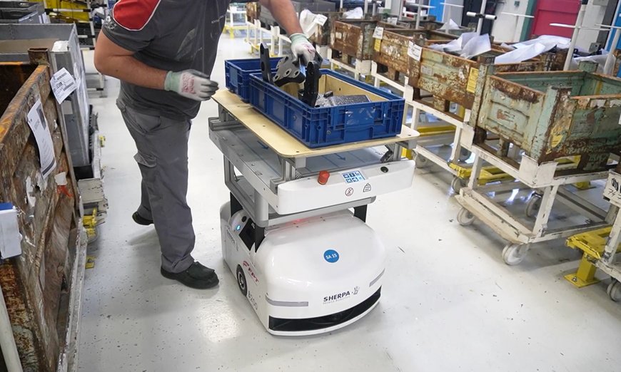 Sherpa Mobile Robotics despliega una flota de robots para la automatización de líneas en FPT Industrial